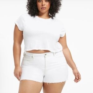 Good American Good 90’s Denim Short White Midrise Distressed Size 18